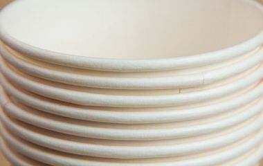 Отличия пластиковой упаковки от бумажной Отличия пластиковой упаковки от бумажной