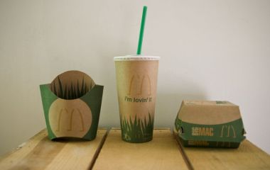 Як екологічна упаковка впливає на бізнес: кейси відомих компаній